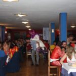 bromas durante la cena mixta